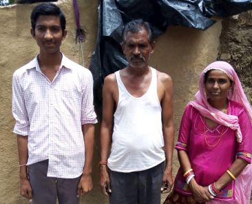 Son of NREGA Worker to study in IIT with Support of ALLEN | Kuldeep