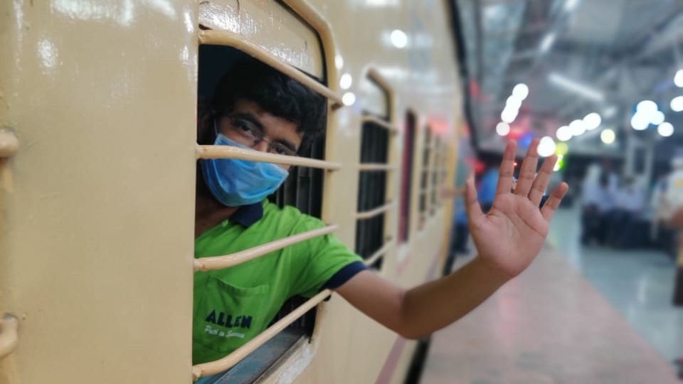 Kota Coaching students departed for Ranchi